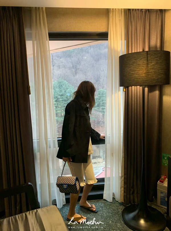 泡泡布荷葉卡布里褲